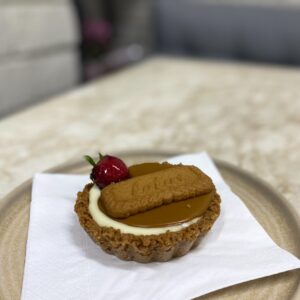 Lotuslu Tart